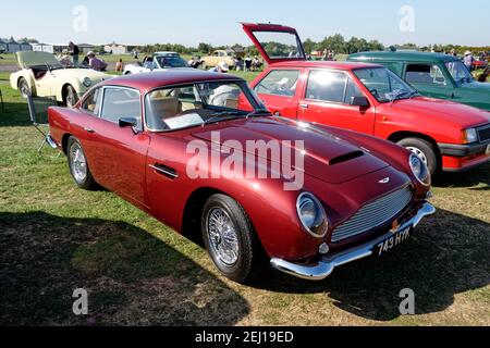 Henstridge, Somerset, UK - August 24 2019: A 1962 Aston Martin DB4 Special Series Vantage, 1 von nur 44 jemals gebaut Stockfoto