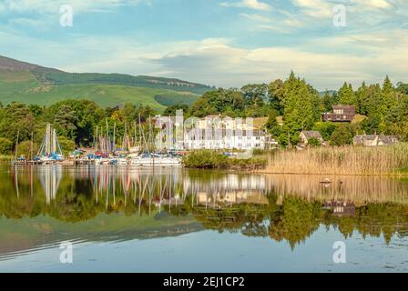 Marina in Derwent Water, einem der wichtigsten Seen im Lake District National Park, Cumbria, England Stockfoto