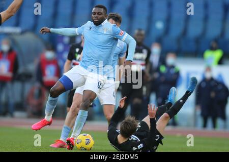 Rom, Italien. Februar 2021, 20th. ROM, Italien - 20,02.2021: AKPA AKPRO (LAZIO) in Aktion während der italienischen Serie A Liga 2021 Fußballspiel zwischen SS LAZIO VS SAMPDORIA, im Olympiastadion in Rom Kredit: Unabhängige Fotoagentur/Alamy Live News Stockfoto