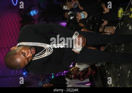 Ft. Lauderdale, FL, USA. Februar 2021, 28th. - Floyd Mayweather besucht seine futuristische 44th-Geburtstagsparty am 18. Februar 2021 in Fort Lauderdale, Florida. Foto: Walik Goshorn/Mediapunch/Alamy Live News Stockfoto