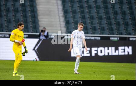 Torwart Yann Sommer (BMG), Matthias Ginter (BMG) Borussia Mönchengladbach - FSV Mainz 05 20,02.2021, Fussball; 1. Bundesliga, Saison 2020/21 Foto: Mo Stockfoto