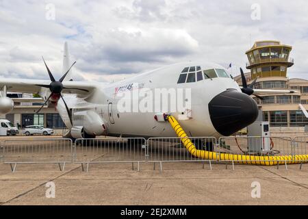 Pallas Aviation Lockheed Martin LM-100J Hercules Transportflugzeug auf der Paris Air Show. Frankreich - 20. Juni 2019 Stockfoto