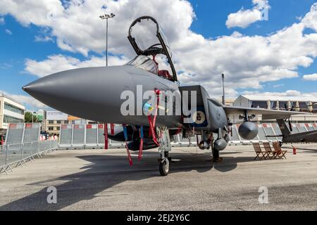 United States Air Force F-15E Strike Eagle Bomber Jet-Flugzeug auf der Paris Air Show. Frankreich - 21. Juni 2019 Stockfoto