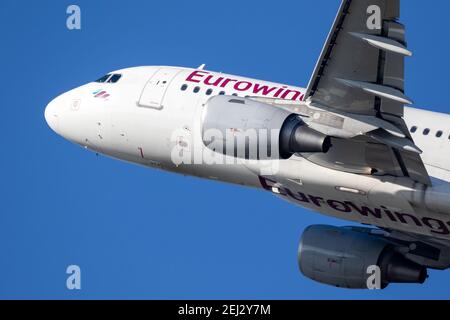 Eurowings Airbus A319 Passagierflugzeug ab Düsseldorf Airport. Deutschland - 7. Februar 2020 Stockfoto