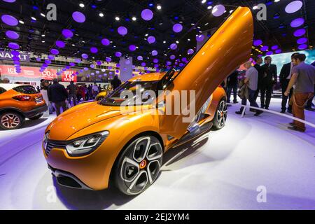 FRANKFURT, Deutschland - 13.09.2013: Renault Captur Auto auf der Frankfurter IAA vorgestellt. Stockfoto