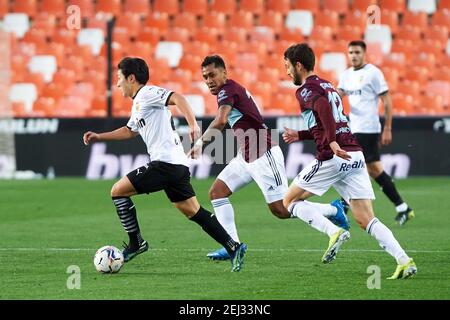 Lee Kang-in von Valencia CF und Renato Tapia von Celta De Vigo während der spanischen Meisterschaft La Liga Fußballspiel Betwee/lm Stockfoto