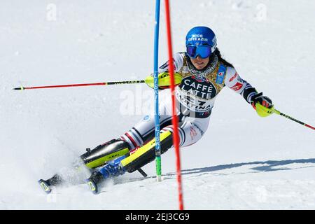 Cortina (BL, Italien. Februar 2021, 20th. Cortina (BL), Italien, Druscie, 20. Februar 2021, Nastasia Noens (FRA) während 2021 FIS Alpine Skiweltmeisterschaft - Slalom - Damen - Alpine Skirennen Credit: Francesco Scaccianoce/LPS/ZUMA Wire/Alamy Live News Stockfoto