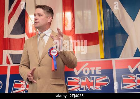 Richard Barnbrook BNP's London Mayoral Candidate and Leader of the Oppositions on Barking and Dagenham Borough Council, sprach auf den Pressekonferenzen zur Einleitung der Kampagne der British Nationalist Party (BNP) für die London Mayoral and Great London Authority (GLA)-Wahl 2008. The Eastbrook Public House, 835 Dagenham Road, London, Großbritannien. 12 April 2008 Stockfoto