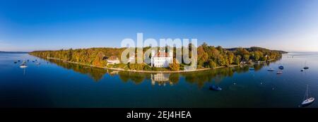 Panorama, Schloss Ammerland, Schloss Pocci, Ostufer Starnberger See, bei Münsing, Fuenfseenland, Luftbild, Oberbayern, Bayern, Deutschland Stockfoto