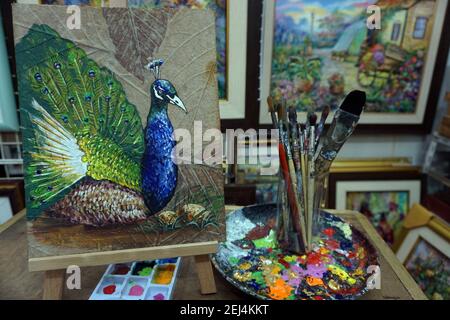 Kunst, Öl, Malerei, Acrylfarbe Pfauengesicht, Maler, Leinwandmalerei Stockfoto