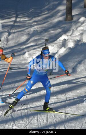 Pokljuka, Slowenien. Februar 2021, 21st. Pokljuka, Slowenien, Biathlon-Strecke, 21. Februar 2021, HOFER Lukas ITA bei der IBU-Weltmeisterschaft Biathlon - Männer 15km Massenstart - Biathlon Credit: Marco Todaro/LPS/ZUMA Wire/Alamy Live News Stockfoto