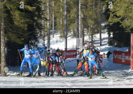 Pokljuka, Slowenien. Februar 2021, 21st. Pokljuka, Slowenien, Biathlon-Strecke, 21. Februar 2021, MASSENSTART während der IBU-Weltmeisterschaft Biathlon - Männer 15km Massenstart - Biathlon Credit: Marco Todaro/LPS/ZUMA Wire/Alamy Live News Stockfoto