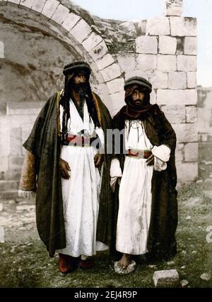 Spätes 19th Jahrhundert Vintage Foto: Zwei Beduinen Männer aus Siloam, Silwan, Palerstine Stockfoto