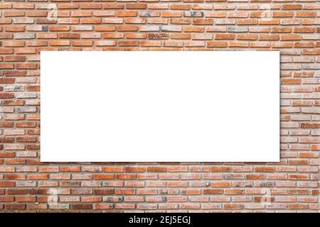 Decorator Hängerahmen an einer orangefarbenen Ziegelwand im Raum. Innenarchitektur. Mockup Poster Hintergrund und Textur. Stockfoto