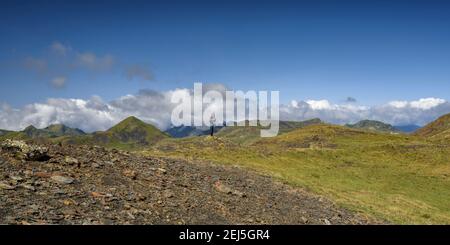 Blick vom Còth de Maubèrme (Gebirgspass) (Aran-Tal, Katalonien, Spanien) ESP: Vistas desde el Còth de Maubèrme (collado) (Valle de Arán) Stockfoto