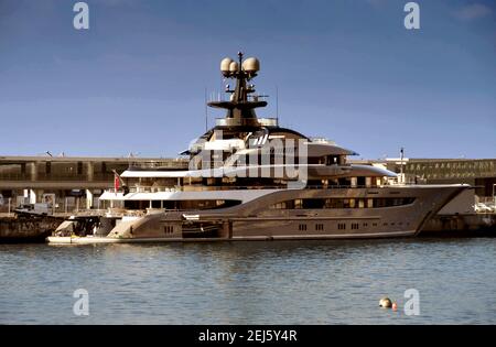 Madeira, Portugal - September 2017: Die Superyacht 'Kismet' liegt im Hafen von Funchal Stockfoto