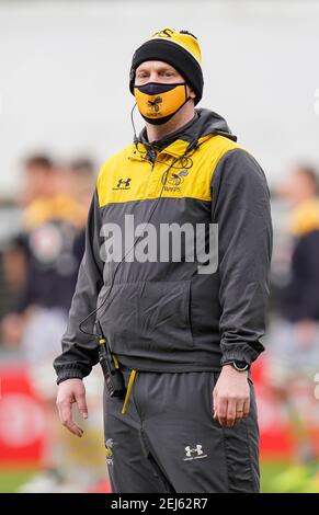 Wasps Head Coach Lee Blackett sieht seine Seite warm up vor einem Gallagher Premiership Runde 10 Rugby Union Spiel, Freitag, 20. Februar 2021, in Leicester, Stockfoto