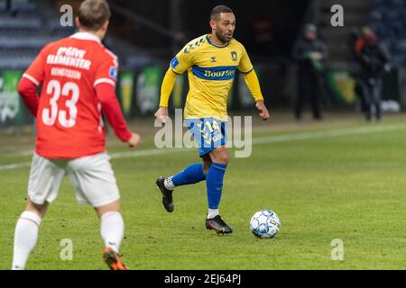 Broendby, Dänemark. Februar 2021, 21st. Kevin Mensah (14) von Broendby, WENN er im Superliga-Spiel 3F zwischen Broendby IF und Vejle Boldklub im Broendby Stadion, Broendby, Dänemark, gesehen wurde. (Foto Kredit: Gonzales Foto/Alamy Live News Stockfoto