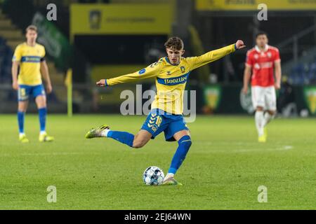 Broendby, Dänemark. Februar 2021, 21st. Jesper Lindstroem (18) von Broendby, WENN er im Superliga-Spiel 3F zwischen Broendby IF und Vejle Boldklub im Broendby Stadion, Broendby, Dänemark gesehen wurde. (Foto Kredit: Gonzales Foto/Alamy Live News Stockfoto