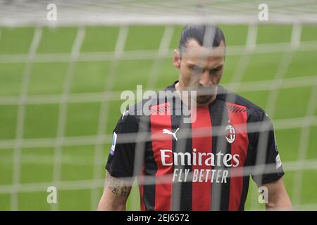 Mailand, Italien. Februar 2021, 21st. Zlatan Ibrahimovic aus Mailand während des Fußballspiels der Serie A zwischen AC Mailand und dem FC Internazionale im San Siro Stadion in Mailand (Italien), 21th. Februar 2021. Foto Andrea Staccioli/Insidefoto Kredit: Insidefoto srl/Alamy Live News Stockfoto