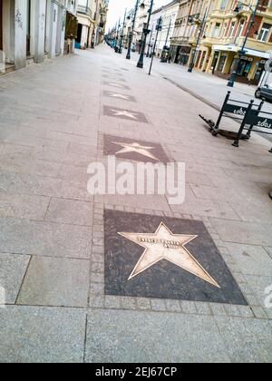 Lodz, Polen - Februar 23 2020 lange Piotrkowska Straße mit Avenue of Stars Stockfoto