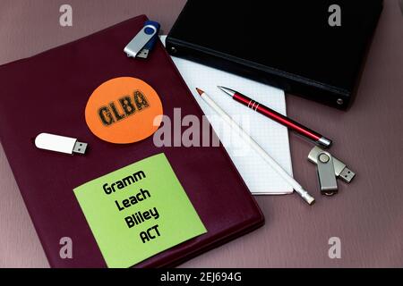 Abkürzung GLBA bedeutet das Gramm-Leach-Bliley Act oder Financial Services Modernization Act. Stockfoto