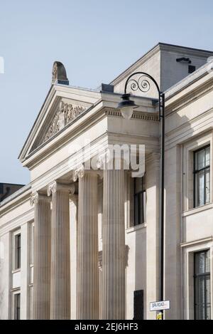 Bermondsey Rathaus Bath House Lofts Antefix Antefixae Pediment Stockfoto