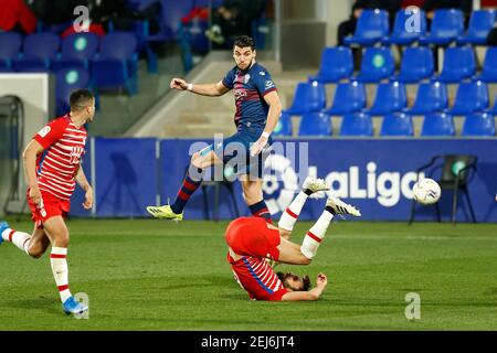 Huesca, Spanien. Februar 2021, 21st. Rafa mir (Huesca) Fußball: Spanisches Spiel 'La Liga Santander' zwischen SD Huesca 3-2 Granada CF im Estadio El Alcoraz in Huesca, Spanien. Quelle: Mutsu Kawamori/AFLO/Alamy Live News Stockfoto