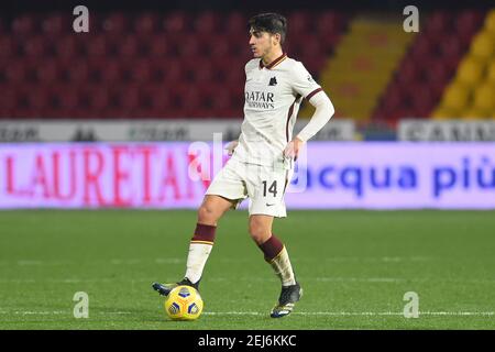 Benevento, Latium. Februar 2021, 21st. Gonzalo Villar von Roma in Aktion während der italienischen Serie A Fußballspiel Benevento vs AS Roma im Ciro Vigorito Stadion in Benevento, Italien, 2i Februar 2021. Fotografo01 Kredit: Unabhängige Fotoagentur/Alamy Live Nachrichten Stockfoto