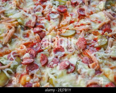 Appetitliche Pizza aus nächster Nähe. Italienische Küche Stockfoto