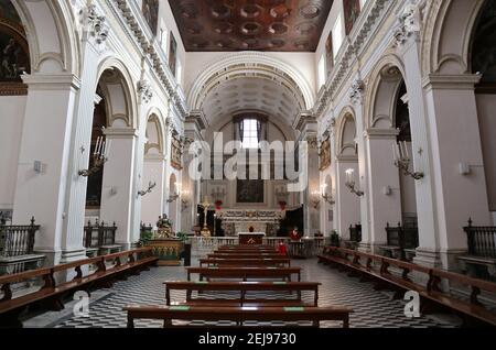 Napoli - Interno della Chiesa di Sant'Anna dei Lombardi Stockfoto