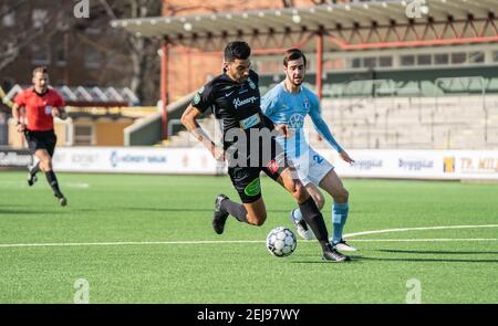 Malmoe, Schweden. Februar 2021, 21st. Pedro Ribeiro (7) von Vasteraas SK beim Svenska Cup Spiel zwischen Malmoe FF und Vasteraas SK bei Malmoe Idrottsplats in Malmoe. (Foto Kredit: Gonzales Foto/Alamy Live News Stockfoto