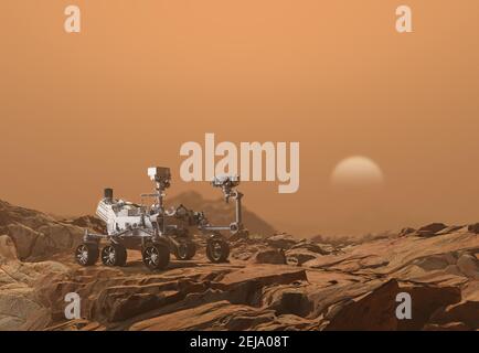 Mars Rover Beharrlichkeit beim Erkunden des roten Planeten. Mission im Jahr 2021. Felsiger Boden und dichte Atmosphäre. Einige Elemente dieses Bildes wurden von der NASA eingerichtet Stockfoto
