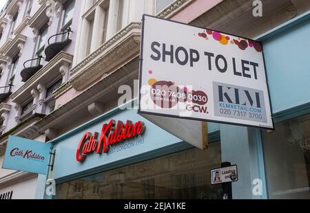 Geschlossen Cath Kidston Shop in North Street Brighton mit Ein Geschäft zu lassen Zeichen während Lockdown England Stockfoto