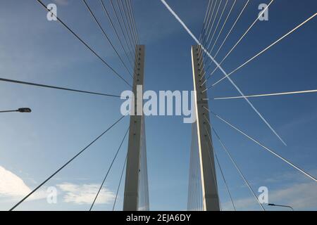 16. Dezember 2020 - Dartford, UK: Blick auf Dartford Crossing von der Brücke Stockfoto