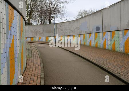 WALTHAMSTOW, LONDON - 22nd. FEBRUAR 2021: Radweg aus der Crooked Billet Unterführung in Walthamstow. Stockfoto