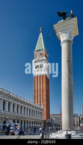 Markusturm oder Markusturm am Markusplatz, Glockenturm des Markusplatzes, Campanile di San Marco, Venedig, Venetien, Italien Stockfoto