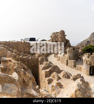 La Azioha, Spanien - 20. Februar 2021: Die Festung Bateria de Castilitos in den Bergen der Costa Calida am Mittelmeer in Murcia Stockfoto