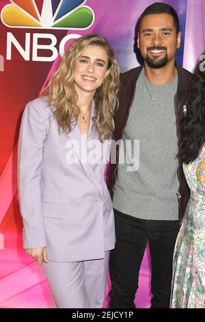 JR Ramirez und Melissa Roxburgh von 'Manifest' nehmen am NBC 2020