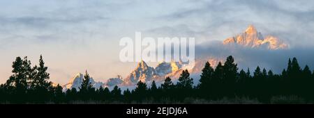 Sturmwolken über Teton Range, Grand Teton National Park, Wyoming, USA Stockfoto