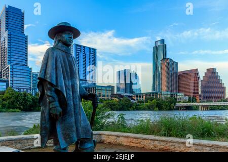 Statue von Stevie Ray Vaughan am Ufer des Lady Bird Lake in der Innenstadt von Austin, Texas, USA Stockfoto