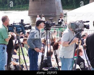 Freitag, 19. Juni 2009 WILKES-BARRE, LUZERNE COUNTY- Pennsylvania, USA. Ansichten der offiziellen Eröffnung des Riverfront Common in Wilkes-Barre, Pennsylvania USA. Der Park am Susquehanna River wurde am 19. Juni 2009 offiziell eröffnet und begann mit einer Einweihungszeremonie um 4 Uhr Stockfoto