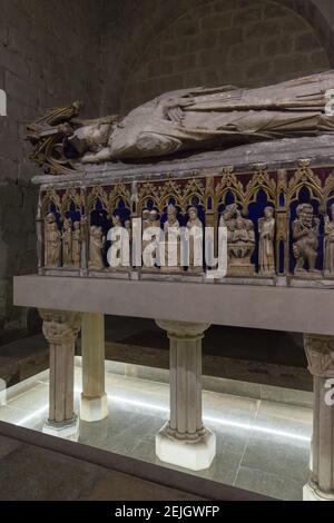 Sarkophag und gotisches Grab von Narciso de Girona. Sant Feliu Basilika. Girona. Katalonien. Spanien Stockfoto