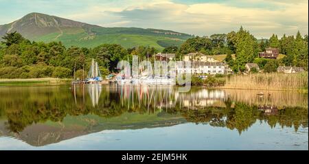 Marina in Derwent Water, einem der wichtigsten Seen im Lake District National Park, Cumbria, England Stockfoto