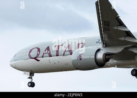 Qatar Airways Boeing 777 Registrierung A7-BETT-Start am 26th 2020. September vom Flughafen London Heathrow, Middlesex, Großbritannien Stockfoto