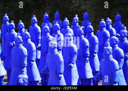 Blaue Terrakotta-Krieger Figuren Armee. Stockfoto