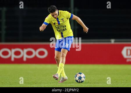 UTRECHT, NIEDERLANDE - FEBRUAR 22: Ragnar Oratmangoen vom SC Cambuur während des Keukenkampioen Divisie-Spiels zwischen Jong FC Utrecht und SC Cambuur AT Stockfoto