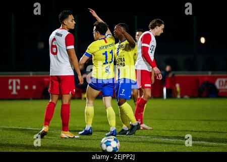 UTRECHT, NIEDERLANDE - FEBRUAR 22: Giovanni Korte vom SC Cambuur feiert sein Tor beim Keukenkampioen Divisie-Spiel zwischen Jong FC Utrecht Stockfoto