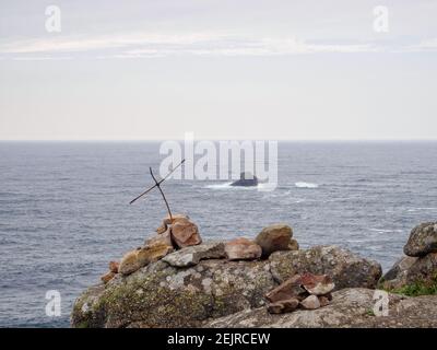 Provisorisch Kreuz am Ende der Erde - Kap Finisterre, Galicien, Spanien Stockfoto