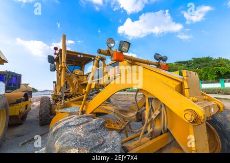 Grader auf dem Boden auf der Baustelle. Stockfoto